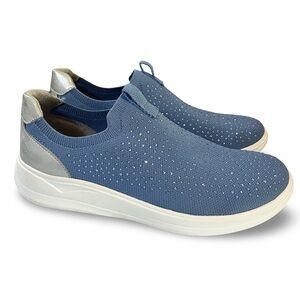 BZees Twilight Rhinestone Slip-On Sneakers Size 8.5